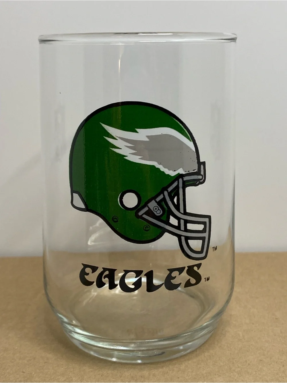 Vintage Philadelphia Eagles NFL Drinking Glass Kelly Green Helmet Tumbler